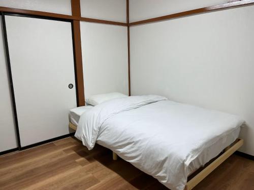 信玄小屋一号 駅5分の好立地 リノベ済古民家 駐車場付 最大7名宿泊可能