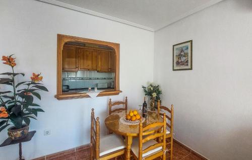 Cozy Apartment In Torrevieja