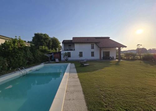 B&B Cremona Busseto Musica - villa con parco e piscina