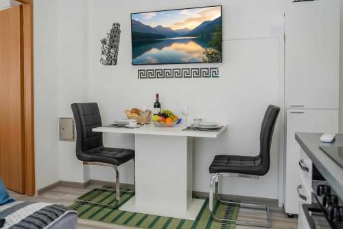 Rooftop Terrace Apartment in Zagreb Lower Town - Happy Rentals