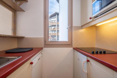 A lovely flat with parking and views of Mont Blanc