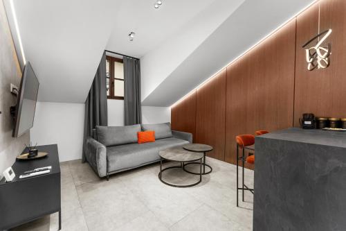 Heart of Cracow Two-Level Chic Apartment by BookingHost