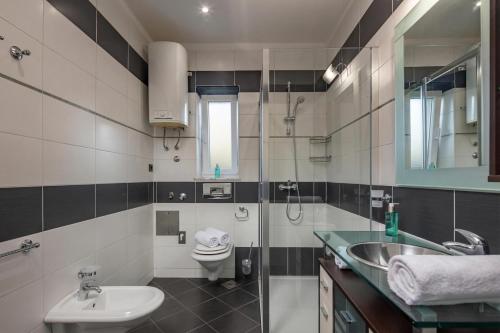 Quiet City Apartment Dexa - Happy Rentals