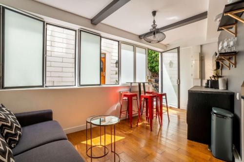 Montmartre Cozy and bright 1BD with terrace