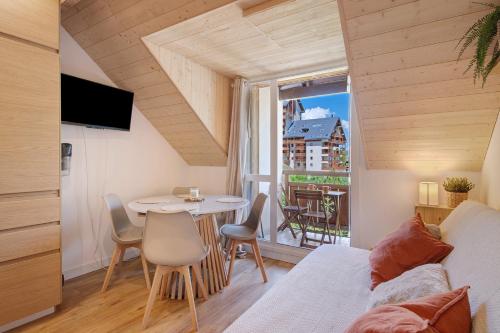 Duplex 6 pers. vue montagne & ski