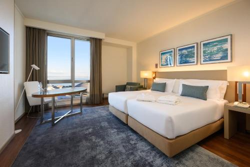 Meliá Lisboa Oriente — Sea view