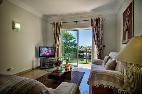 Luz casas- 44 Fairview village Boavista