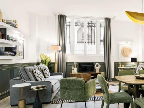 LivinParis - Luxury AC 3 Bedrooms République I