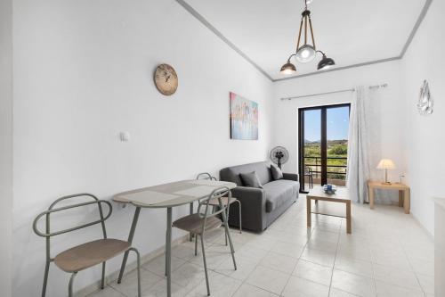 Sun Beach Apartment in Chania 14