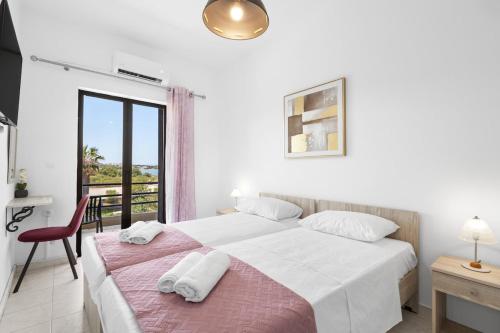 Sun Beach Apartment in Chania 14
