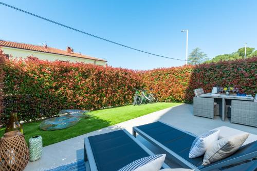 Ground floor apartment with 1 bedroom , big terrace with garden and BBQ