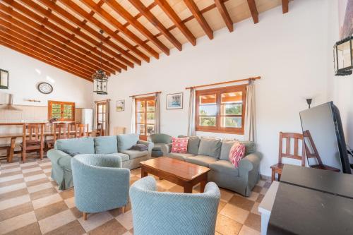 Villa Ca'n Bingo by Villas Tramuntana