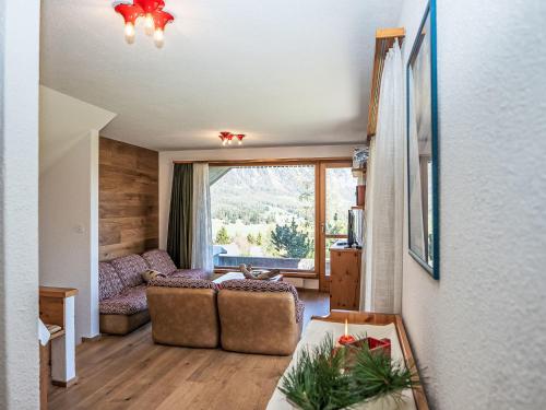 Apartment Chesa La Drosa MO by Interhome