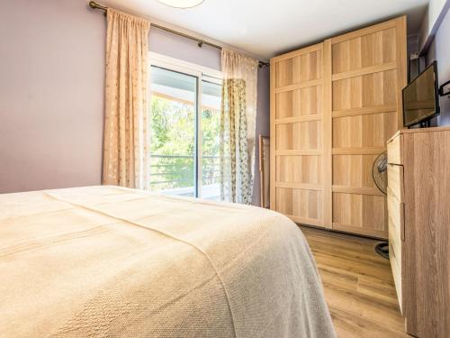 Apartment Fluromar by Interhome