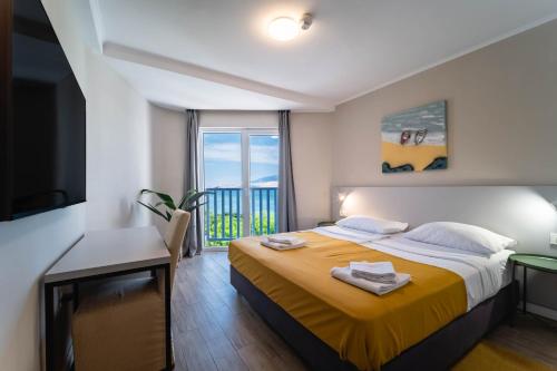 Hotel Plaza — Sea view