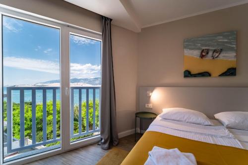 Hotel Plaza — Sea view