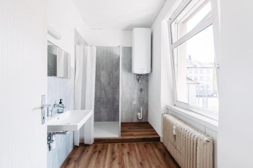 Gemütliche Altbauwohnung am See by Stadtlandnest