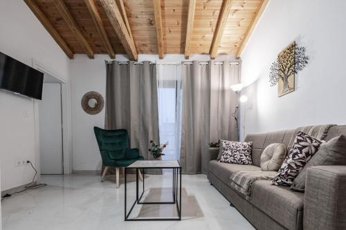 Phaedrus Living: Skiathos Luxury Residences Cyan