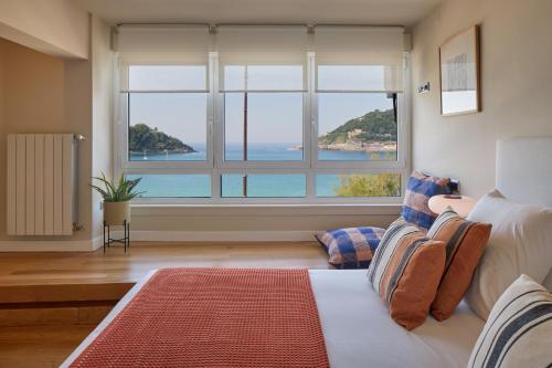 Playa de LaConcha 6 by FeelFree Rentals