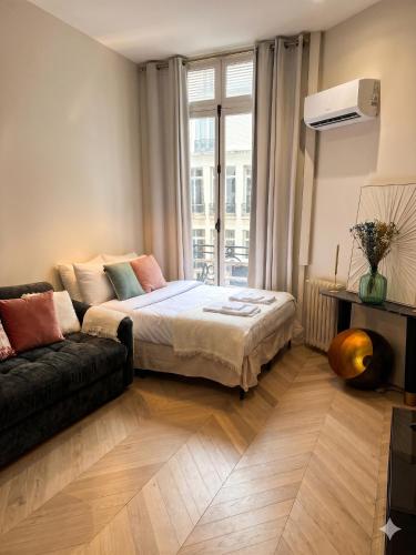 Champs-Élysées Studio with Air Conditioning 4 people
