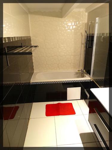 Beautiful 2 bedrooms duplex quiet terrace