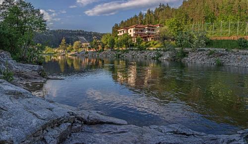 Gallery image of Complex Izvora in Srednogortsi