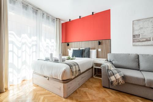 Cuatro Caminos Studio by Charming