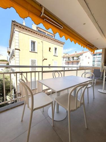 3 Suites, Cannes Croisette next Beach and Festivals