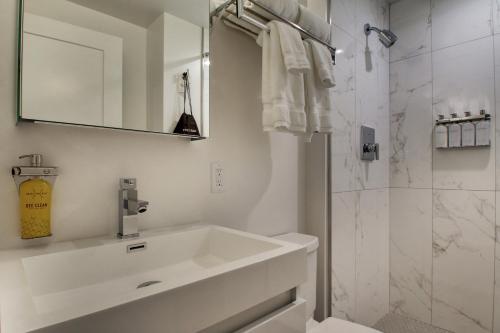 Hotel Hive Image