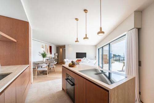 Exceptional penthouse with panoramic views