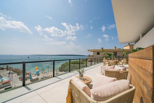 Exceptional penthouse with panoramic views