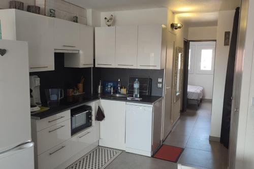 Apartment with Pool and Parking in Le Barcarès