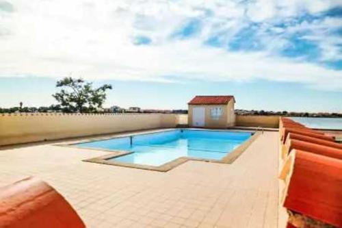 Apartment with Pool and Parking in Le Barcarès