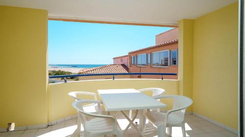 Savanna Beach 1 N 311 3P4