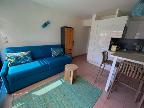 Sea Blue Les Rivages