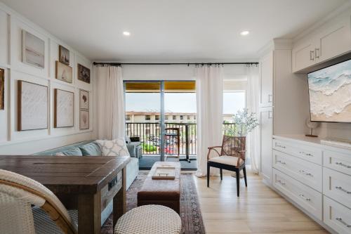 Expansive OCEANVIEW King Villa - Beachfront Resort photo 30