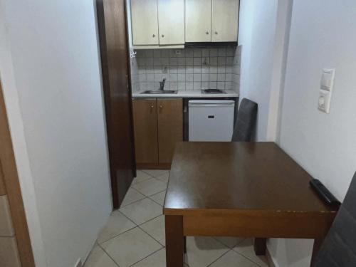 Karavela 's House 2