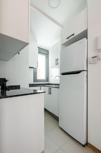Cuatro Caminos Apartments by Charming