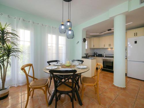 Holiday Home Casa Bonita by Interhome