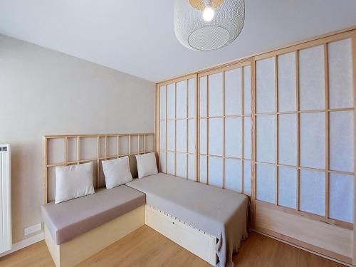 Apartment Claire-5 by Interhome