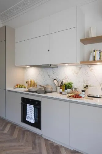 Sigma Plus Regency Square Suites near Brighton Beach photo 54
