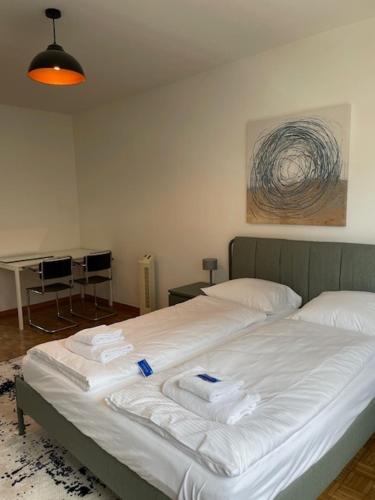 Studio near lakeside - Cross 9