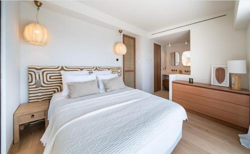 Sea View Apartment - Palm Beach
