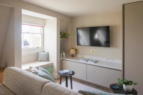 Sigma Plus Regency Square Suites near Brighton Beach photo 34