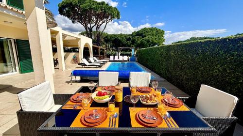 Vilamoura Amazing Golf Villa 3 With Pool by Homing