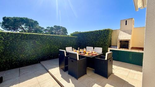 Vilamoura Amazing Golf Villa 3 With Pool by Homing