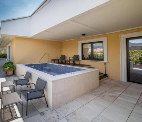 Foto central location - free wifi - and self check in 4