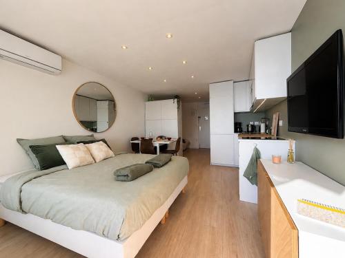 Dreamy Sea View - Direct Beach Access - Parking