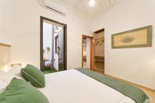 Cozy Apartment Near the Historic Centre