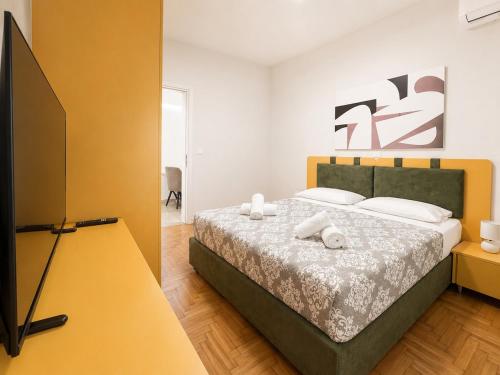 Athens City Escape - 2 BDRM Apartment by ΜΡS